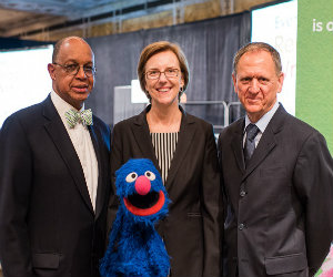 Sesame Street teams with insurance group for ABCD-elightful cause